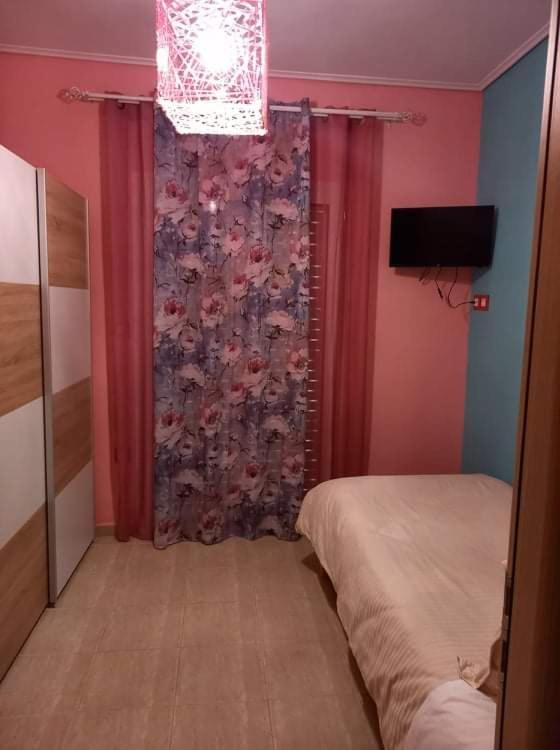 Peaceful House Near Airport Βίλα Pikérmion Εξωτερικό φωτογραφία