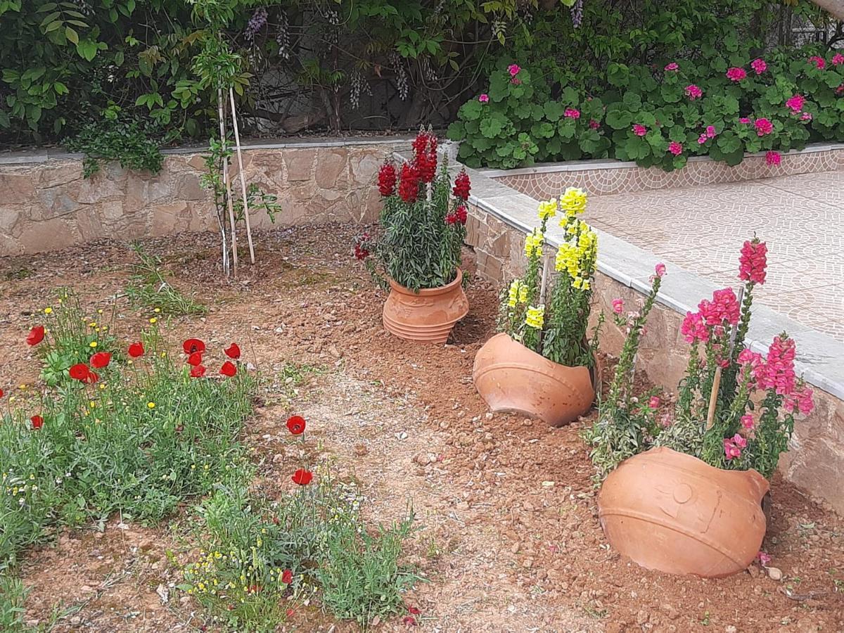 Peaceful House Near Airport Βίλα Pikérmion Δωμάτιο φωτογραφία
