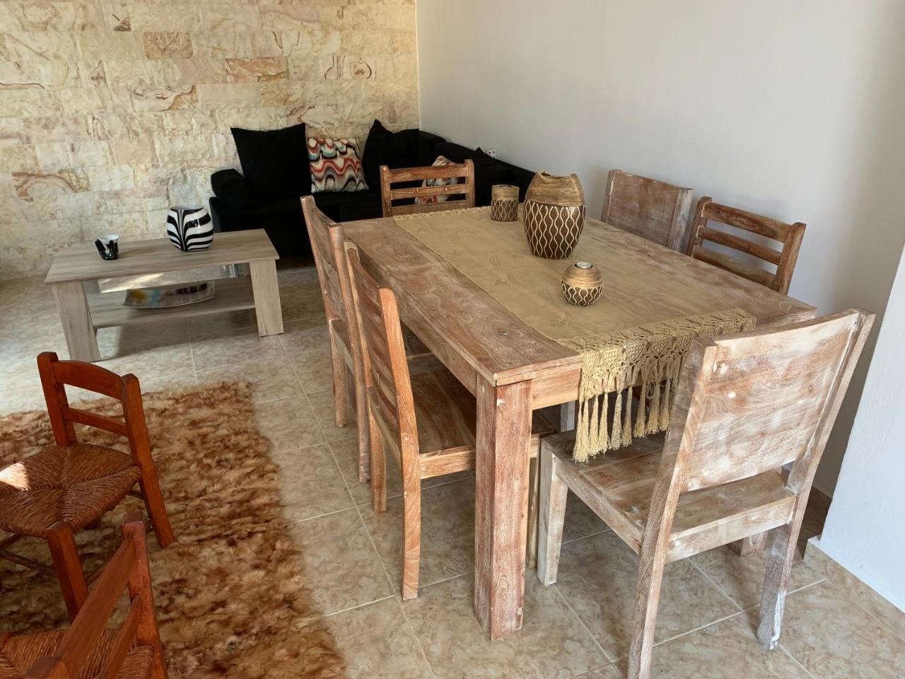 Peaceful House Near Airport Βίλα Pikérmion Εξωτερικό φωτογραφία