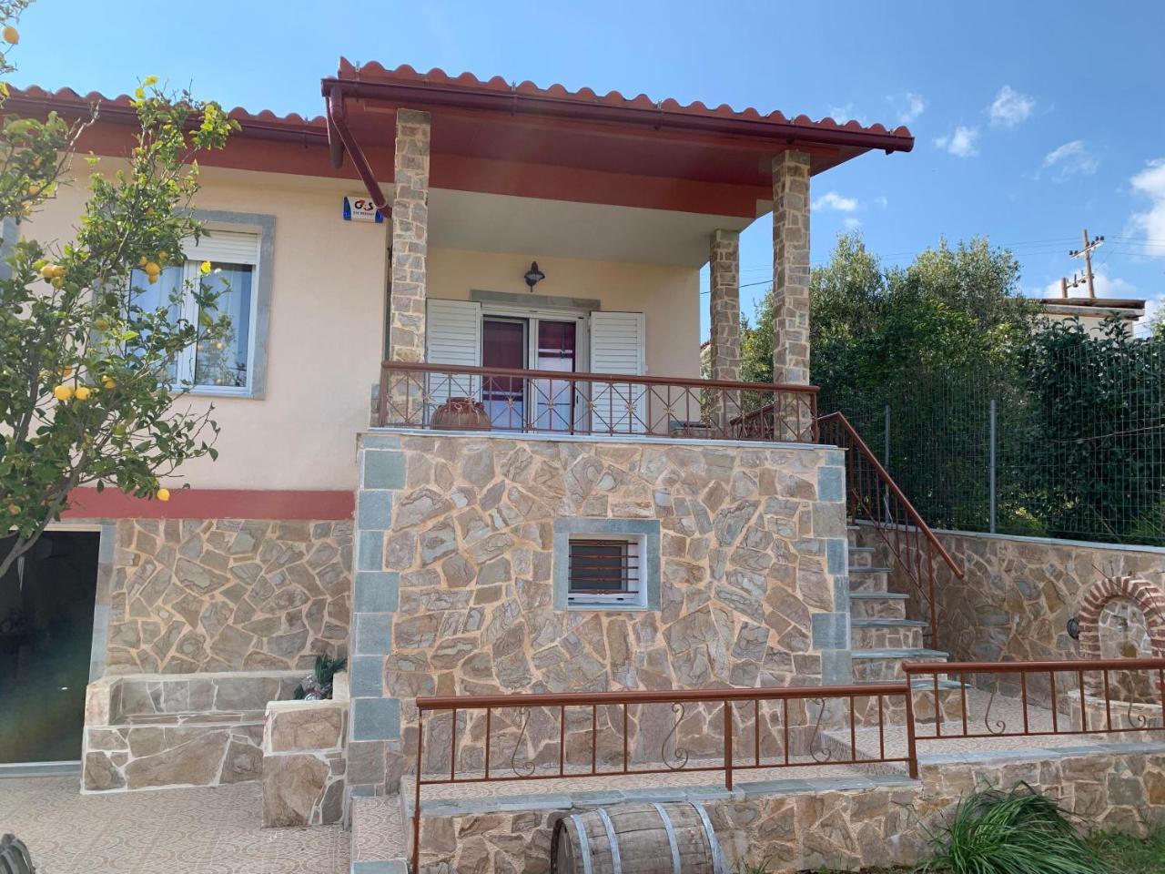 Peaceful House Near Airport Βίλα Pikérmion Εξωτερικό φωτογραφία