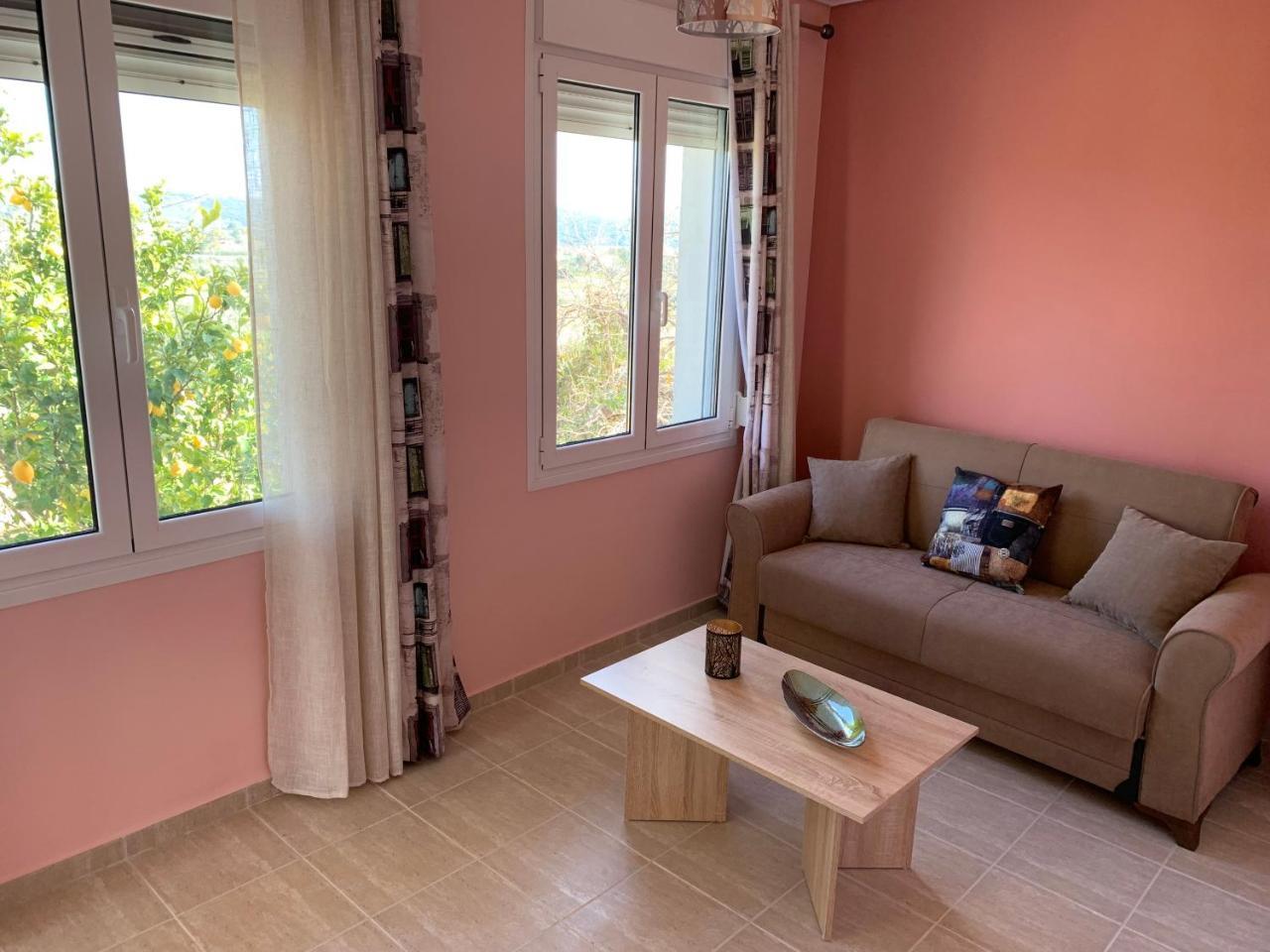 Peaceful House Near Airport Βίλα Pikérmion Εξωτερικό φωτογραφία